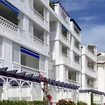 Gaviotas Hotel
