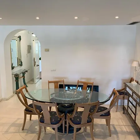 ホテル Gaviotas *