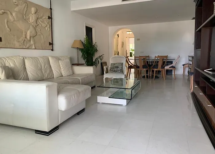 Hotel Gaviotas Marbella